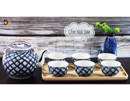 Bộ ấm trà vung phẳng phong cách Nhật Bản khay gỗ hoa văn vẽ tay