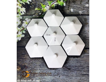 Khay đựng mứt bánh kẹo tết họa tiết tổ ong Khay đựng mứt bánh kẹo tết họa tiết tổ ong