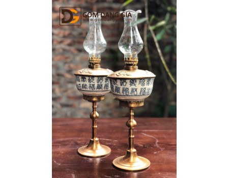 Đèn dầu men rạn cổ bọc đồng đèn chữ Đèn dầu men rạn cổ bọc đồng đèn chữ