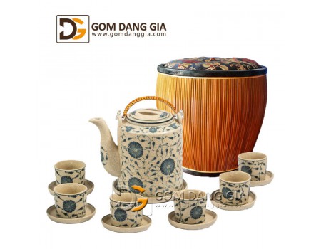 Bộ ấm tích và giỏ ủ vẽ hoa dây men rạn giả cổ